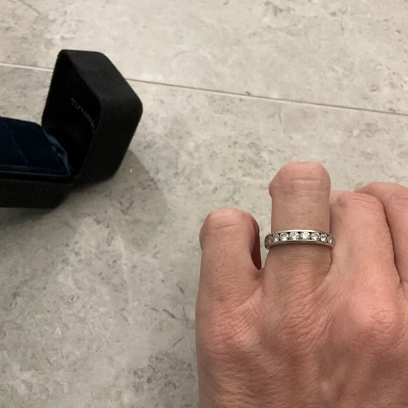 Tiffany and co platinum wedding band - Picture 3 of 5